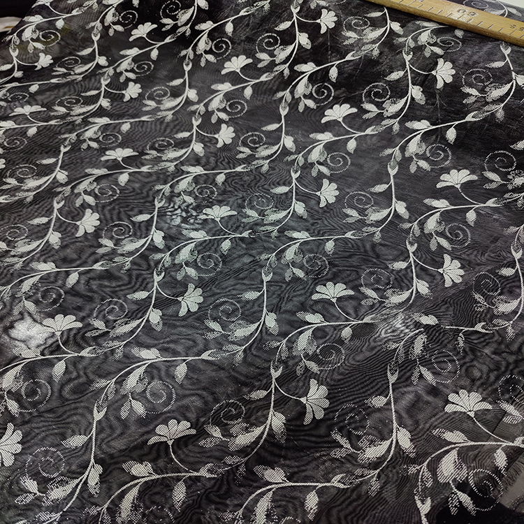 ÇİÇEK DESENLİ ORGANZE KUMAŞ IMG20230203154208